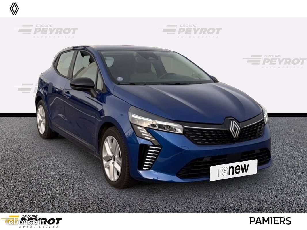 RENAULT Clio E-Tech full hybrid 145 Evolution (image 16)