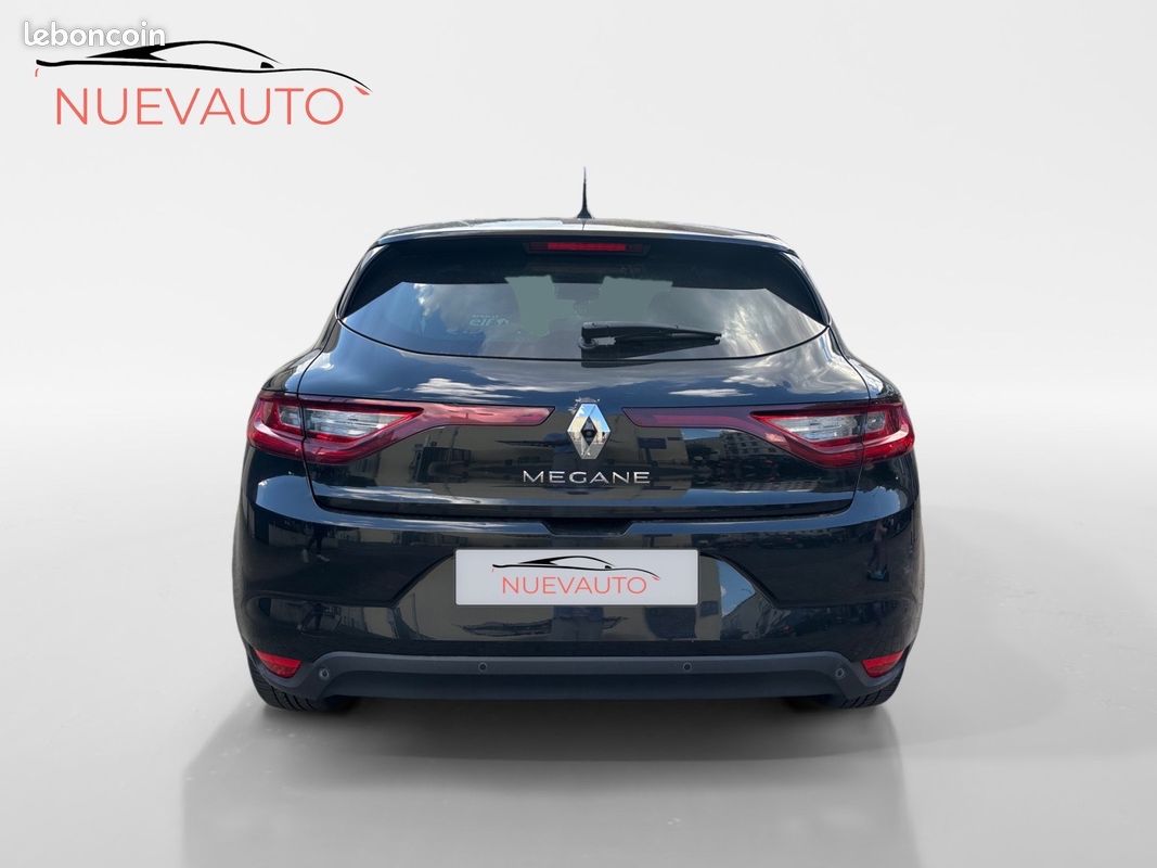 RENAULT MEGANE IV BERLINE dCi 110 Energy EDC Intens (image 11)