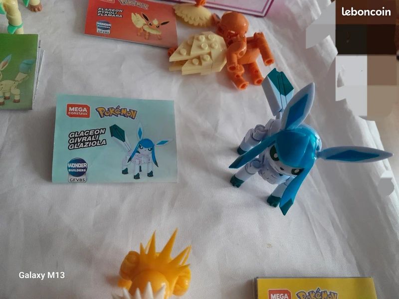Lot Méga Construx Pokémon Evoli et ses évolutions (image 9)