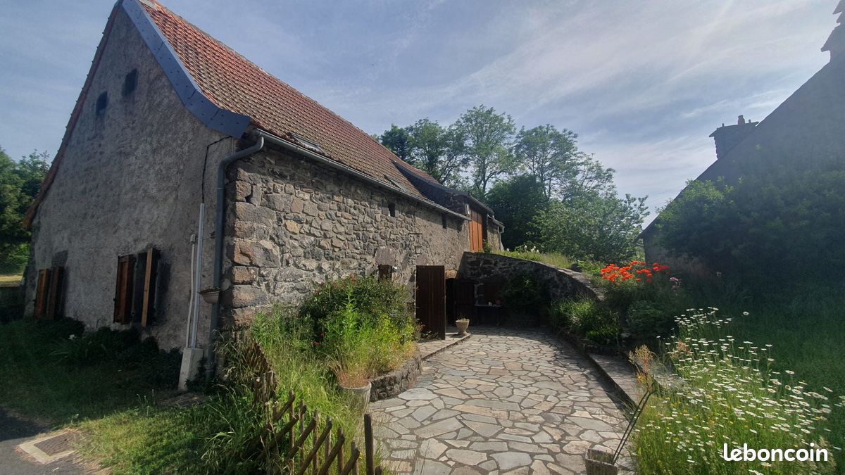 Maison 11 pièces 119 m² · à Vernols · 119 m² · 139 100 €
