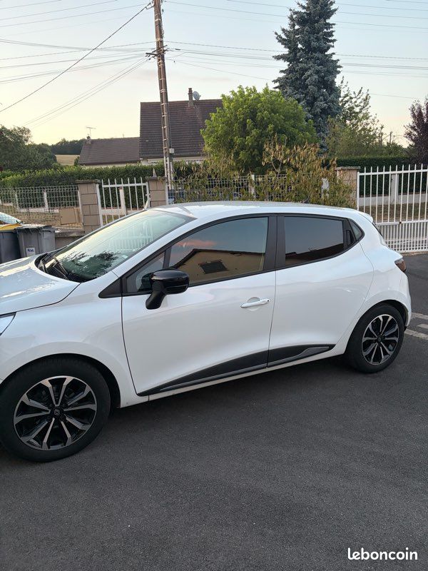 Renault Clio IV (image 2)