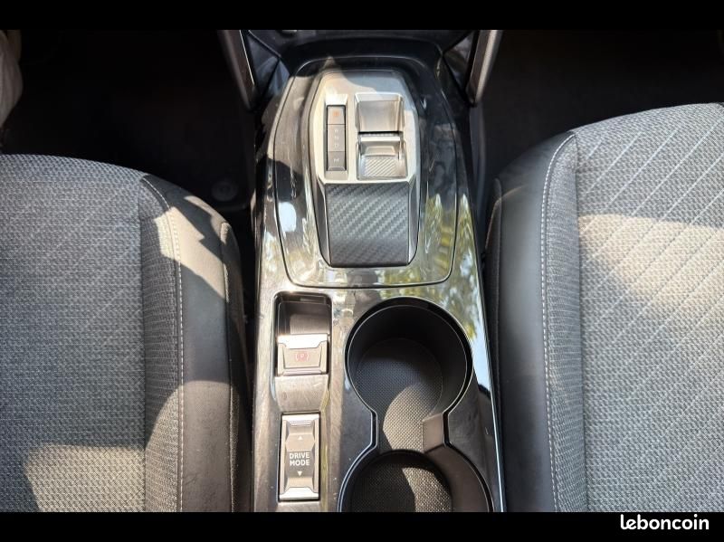 Peugeot 208 1.2 Hybrid 110ch Allure e-DCS6 (image 29)