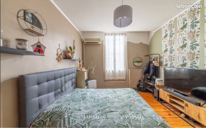 Maison 8 pièces 234 m² · à Valence · 234 m² · 199 000 €