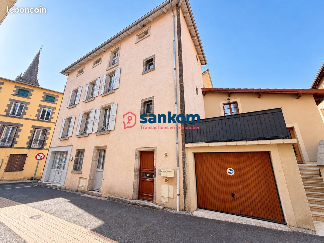 Immeuble 185 m² · à Saint-Paulien · 185 m² · 260 000 €