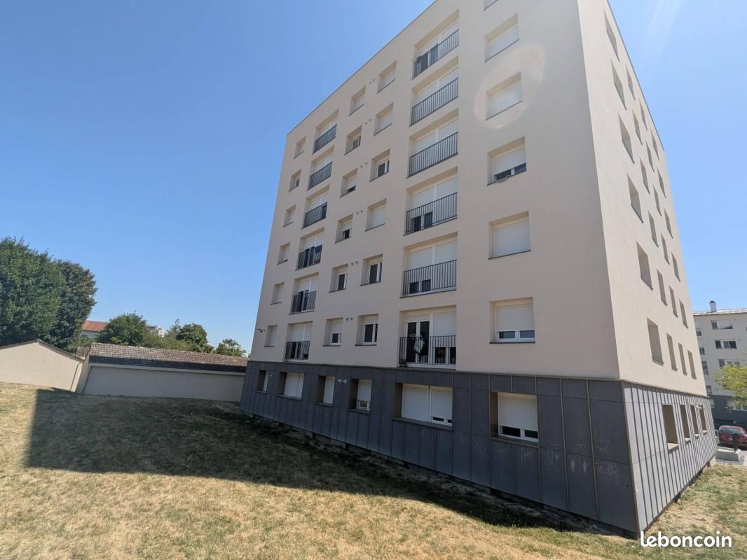 Appartement 1 pièce 34 m² · à Romilly-sur-Seine · 34 m² · 338 €/mois