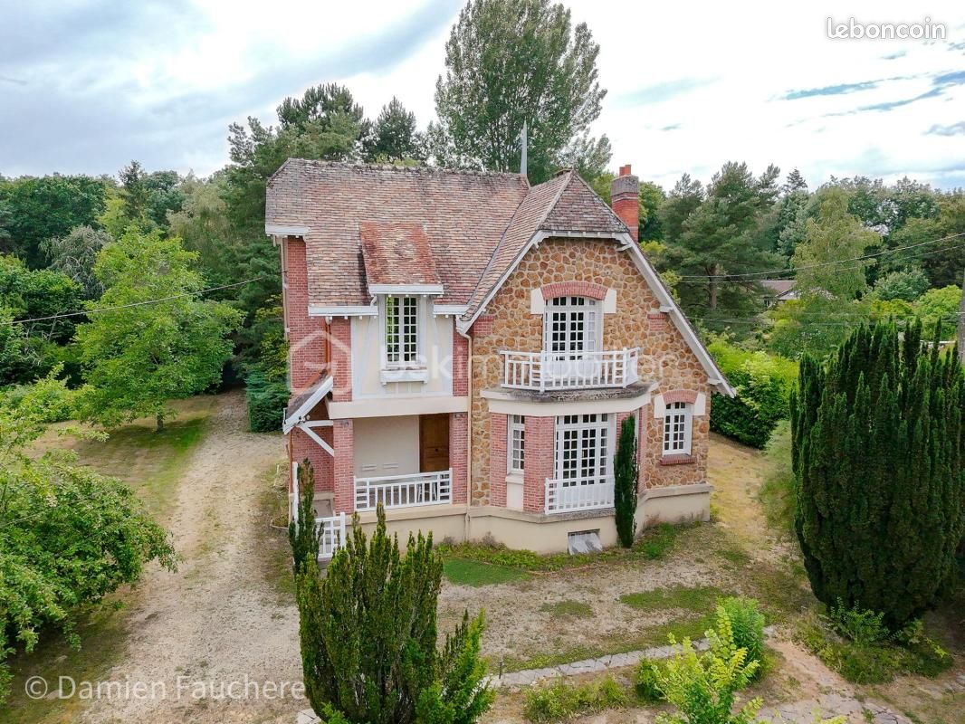 Maison 5 pièces 140 m² · à Bois-le-Roi · 140 m² · 931 500 €