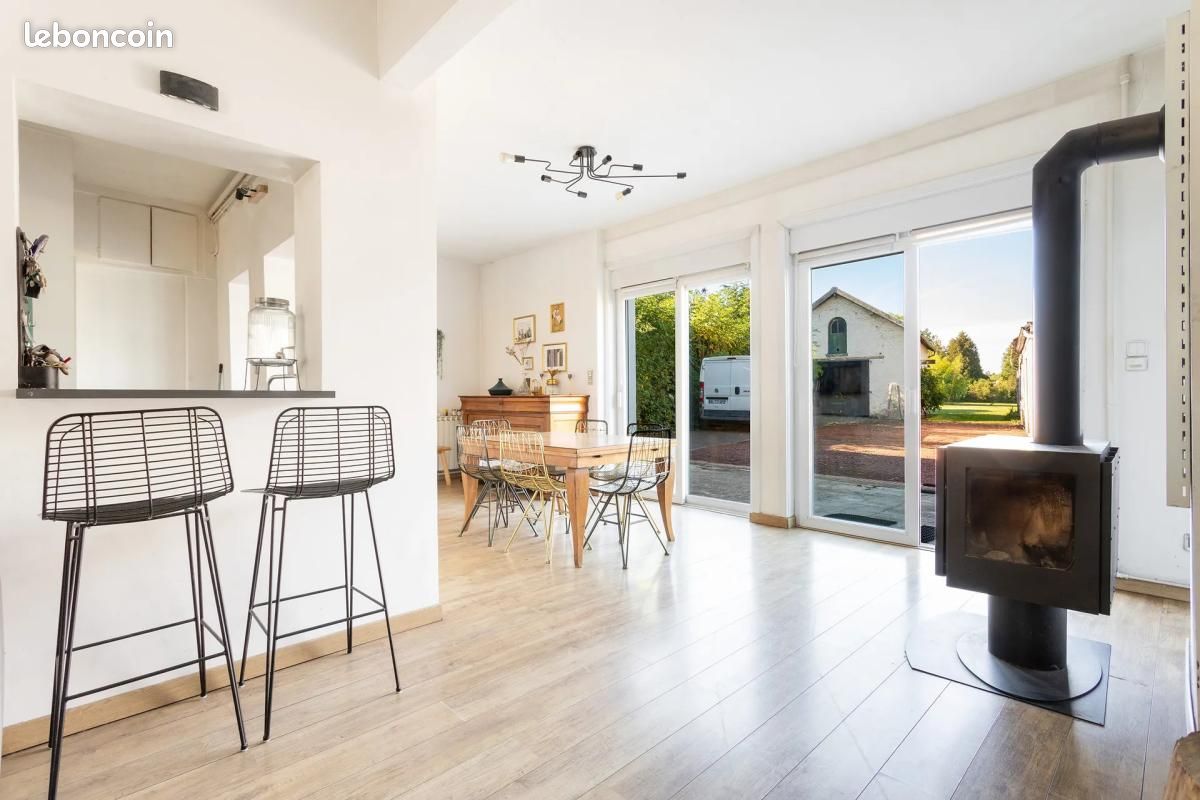 Maison 9 pièces 112 m² (image 1)