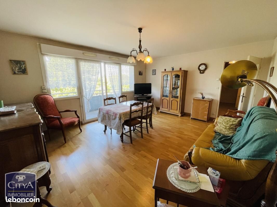 Appartement 3 pièces 63 m² · à Châteauroux · 63 m² · 96 000 €