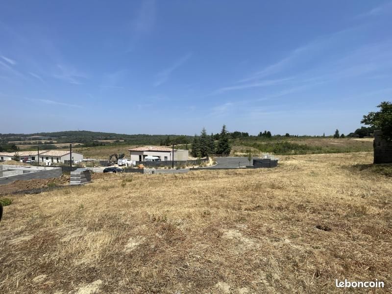 Terrain 770 m² Palaja · 78 000 €