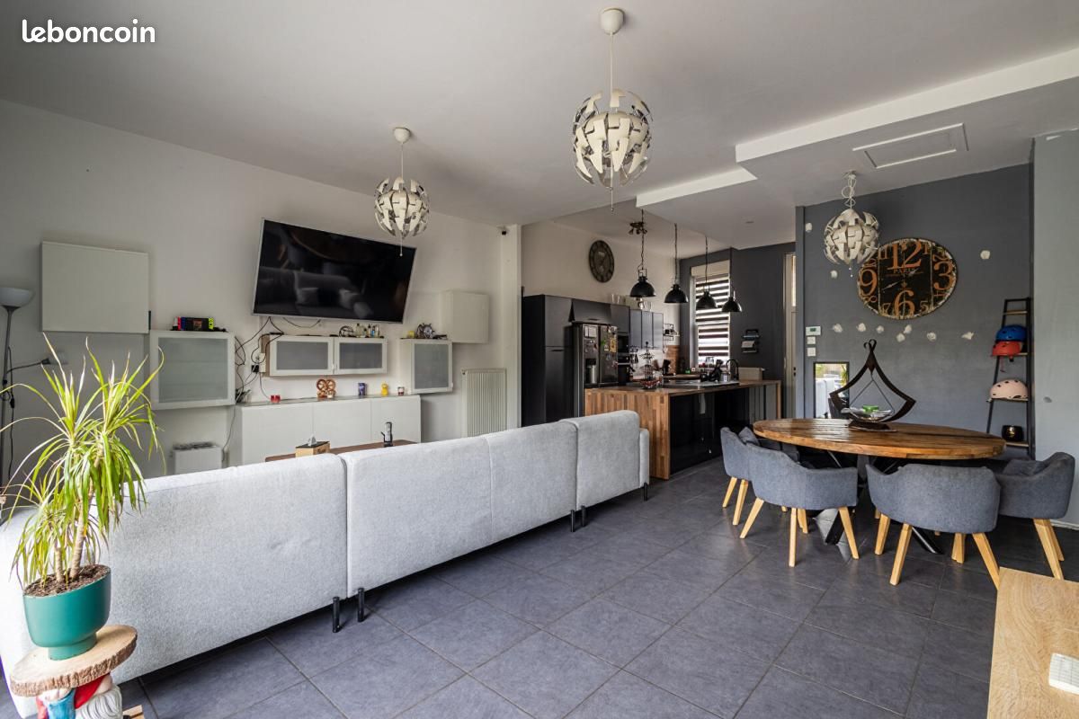 Maison 5 pièces 110 m² · à Lille · 110 m² · 289 000 €