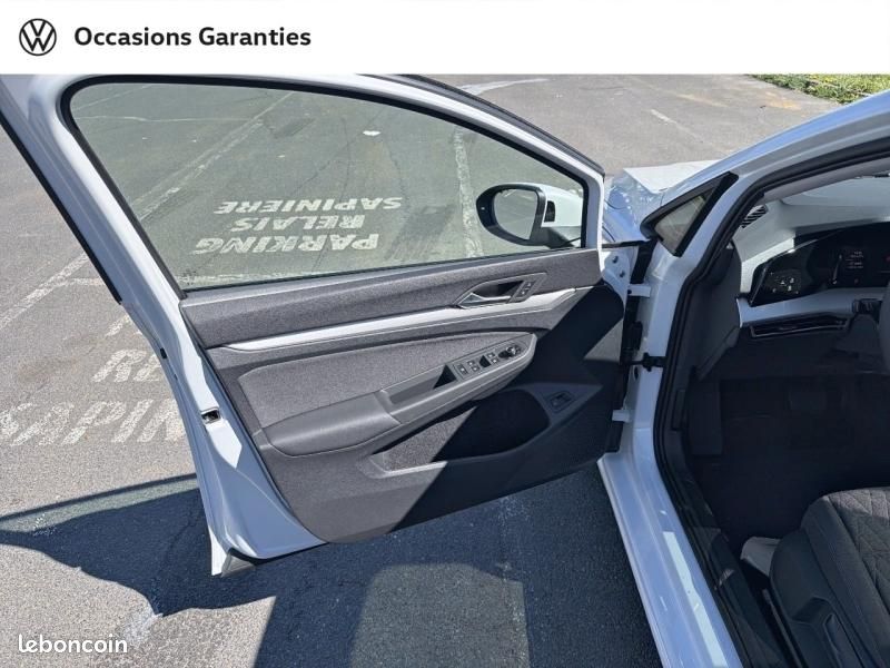 Volkswagen Golf 1.5 eHybrid 204ch VW Edition DSG6 (image 20)