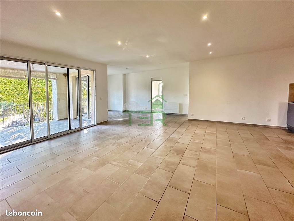 Appartement 4 pièces 120 m² · à Fabrègues · 120 m² · 1 175 €/mois