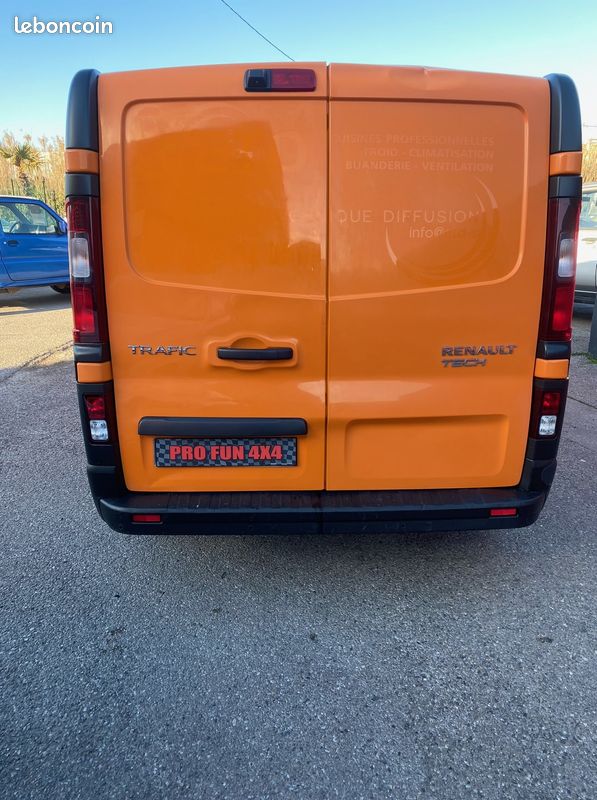 Renault trafic iii l1h1 2018 (image 3)