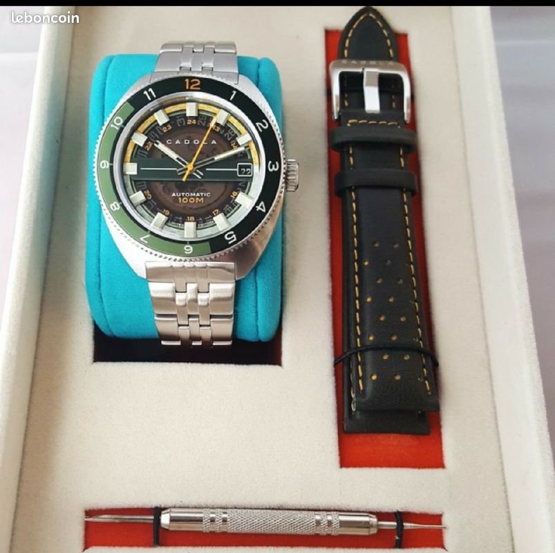 Montre automatique CADOLA neuve (image 1)