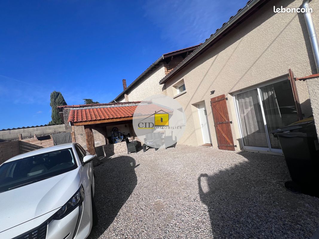 Appartement 4 pièces 82 m² · à Colombier-Saugnieu · 82 m² · 995 €/mois