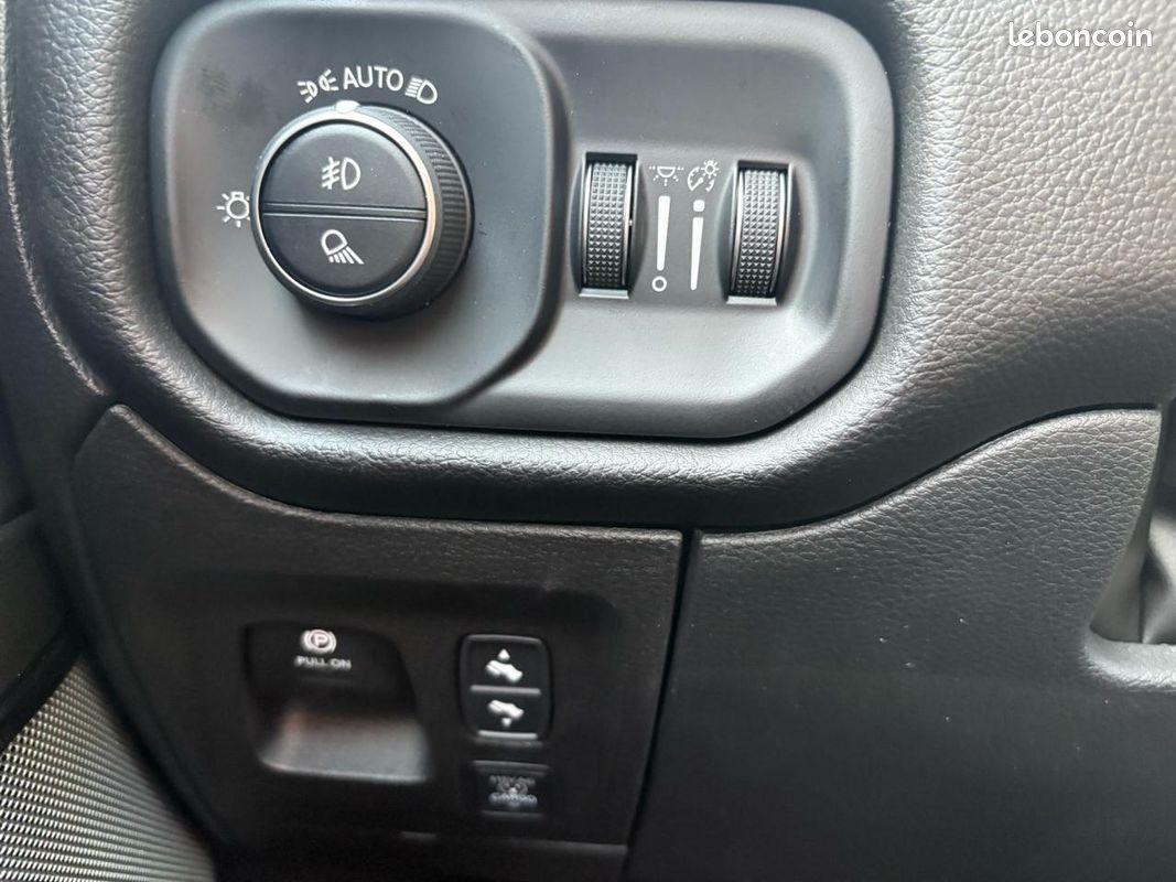 Dodge ram 1500 crew cab rebel air hayon multi 2025 (image 21)