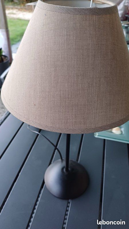 Lampe à poser (image 2)