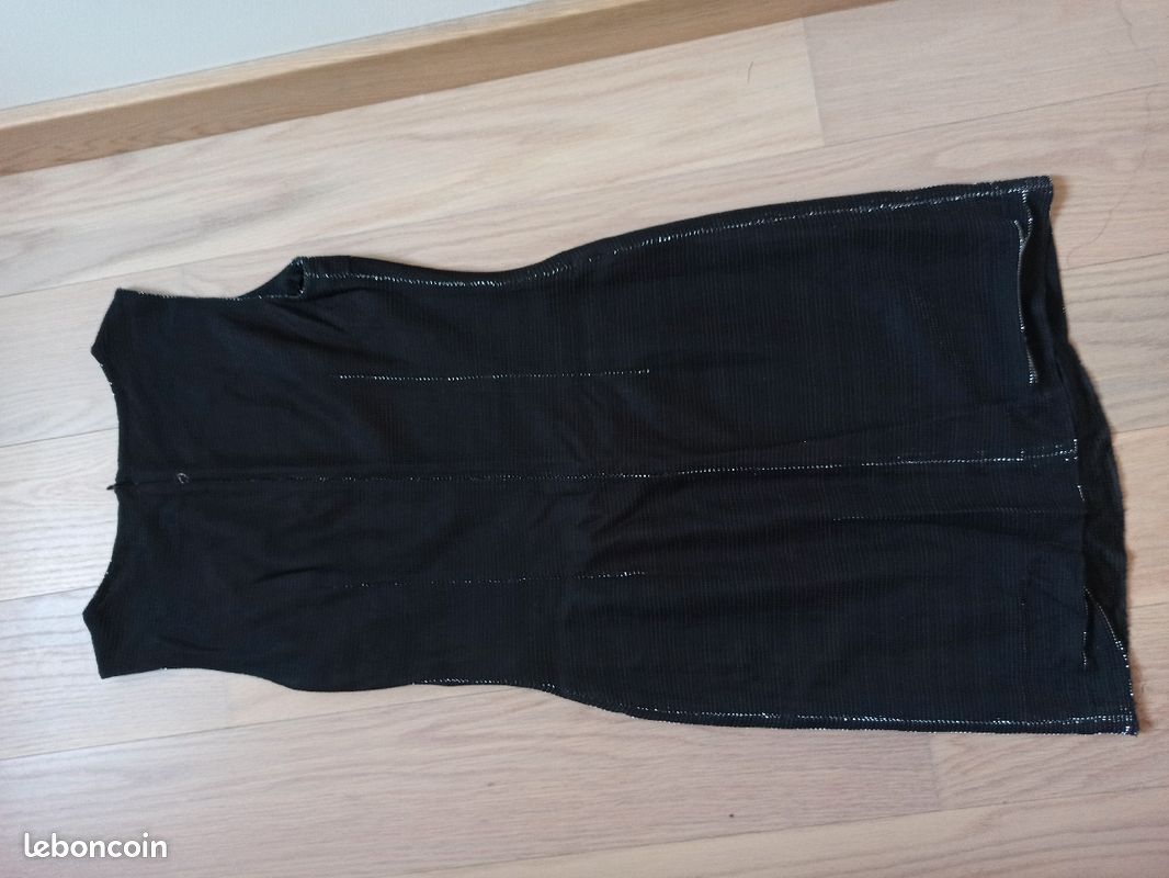 Robe noir métallisée (image 6)