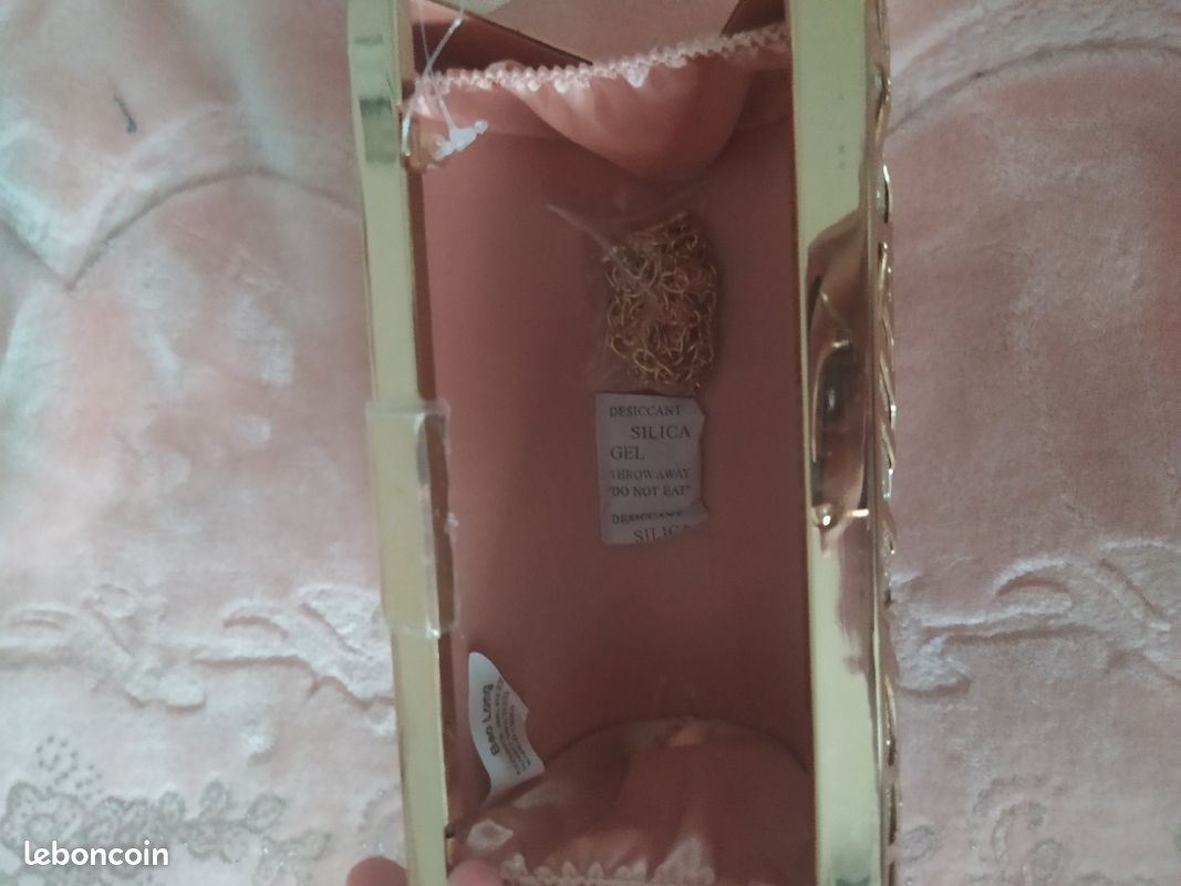 Pochette (image 2)