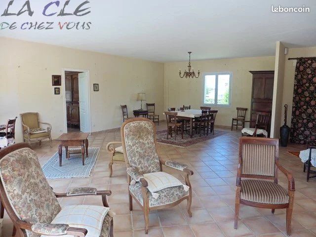 Pavillon 6 pièces 153 m² - Coulonges-sur-l'Autize 79160 (image principale 1)