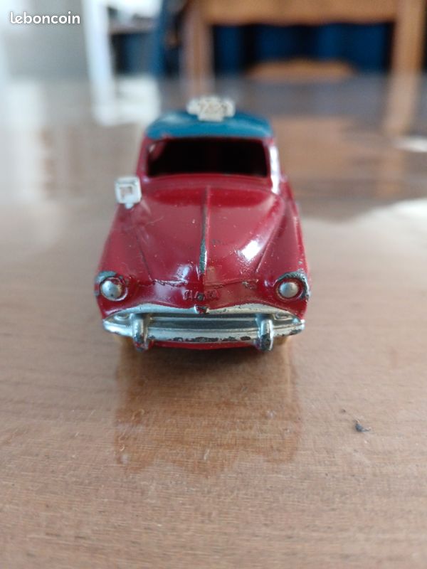 Dinky toys Simca Aronde Taxis Elysée de 1957 avec Boîte ( France , Meccano