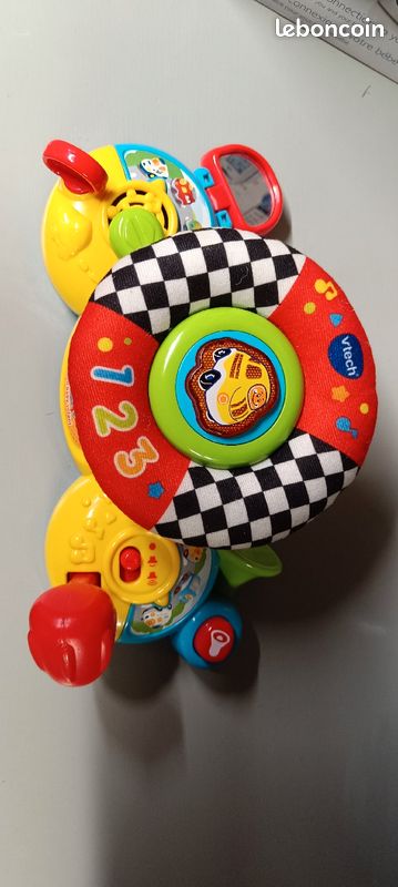 V-Tech mon baby volant tut tut mobile (image 1)