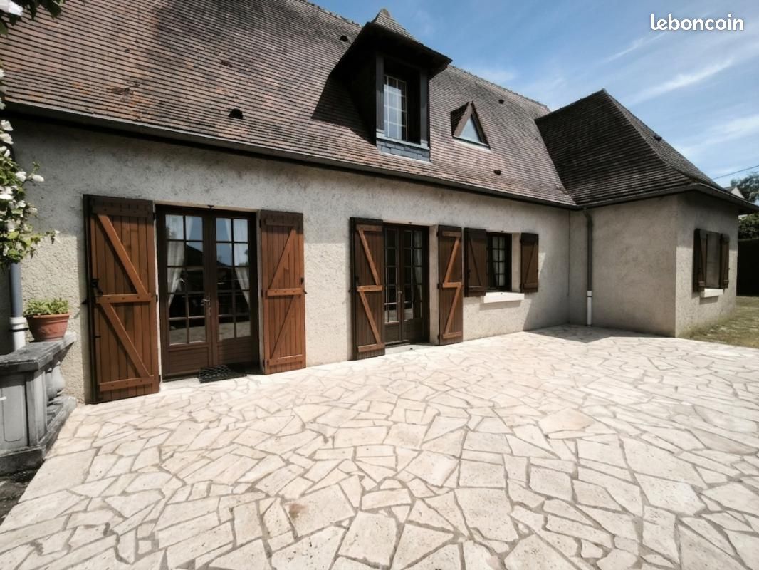 Maison 6 pièces 134 m² · à Monnaie · 134 m² · 299 900 €