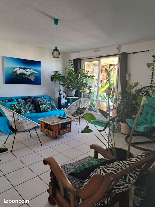 Appartement 3 pièces 100 m² · à Saint-Denis · 100 m² · 210 000 €