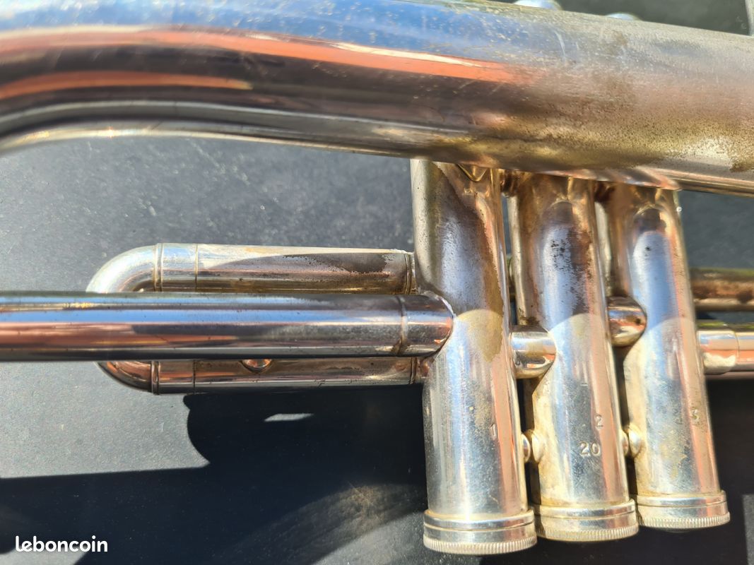 Bugle/Flugelhorn Selmer argenté en Sib des années 1960-1970 (image 11)