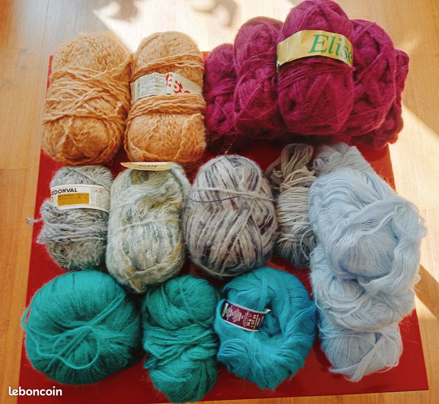 Lot pelotes laine mohair (image 1)