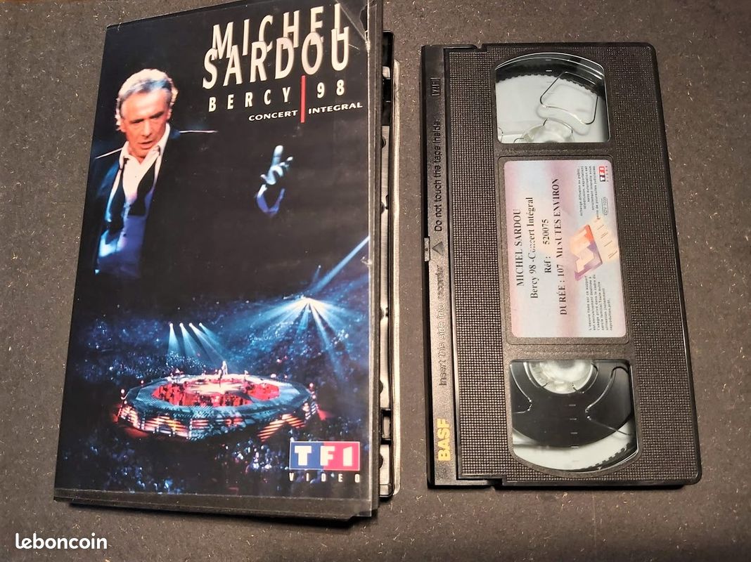 Michel SARDOU 2 Cassettes VHS originales : Olympia 95 et Bercy 98 (image 3)