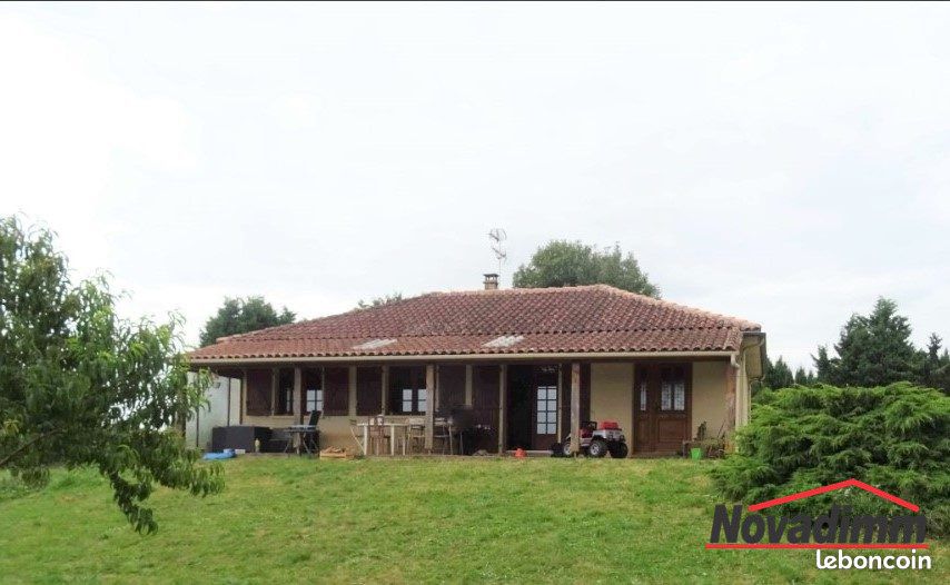 Maison 5 pièces 104 m² - Saint-Claud 16450 (image principale 0)
