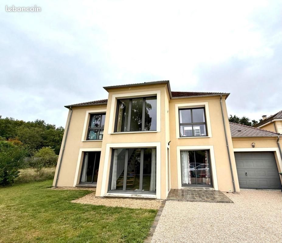 Maison 7 pièces 194 m² · à Rambouillet · 194 m² · 750 000 €