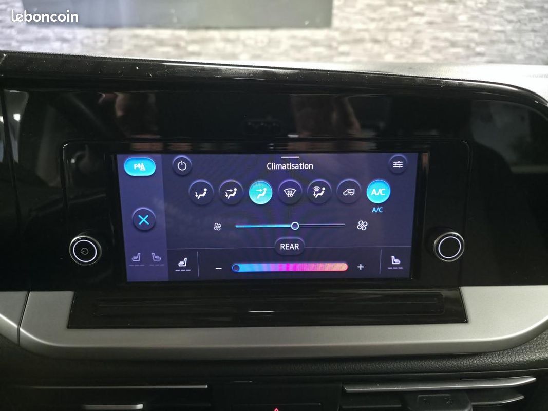 FORD TRANSIT CONNECT/TOURNEO CONNECT Tourneo Connect 2.0 EcoBlue - 102- 7pl Titanium (image 27)