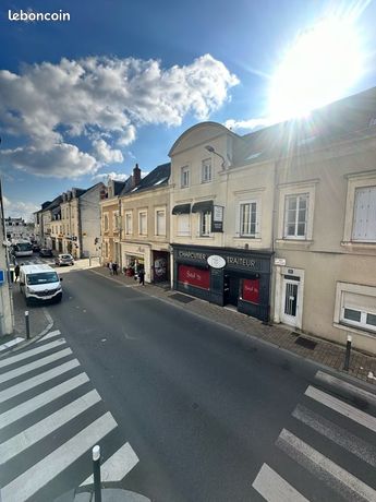 https://img.leboncoin.fr/api/v1/lbcpb1/images/gh/e2/94/ghe2945e4c9f32373e05769ed64e81621b16fd77.jpg?rule=ad-image