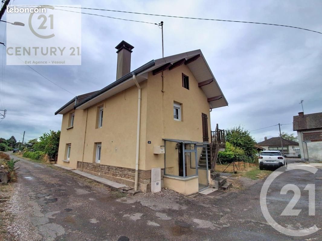 Maison 4 pièces 99 m² · à Fougerolles-Saint-Valbert · 99 m² · 77 000 €