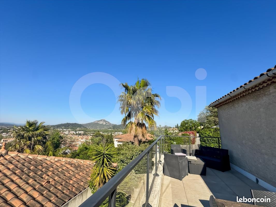Maison 4 pièces 134 m² · à La Crau · 134 m² · 539 000 €