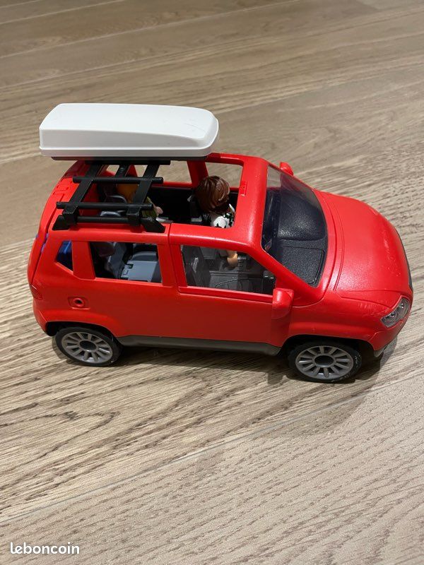 Voiture playmobil et accessoires (image 3)