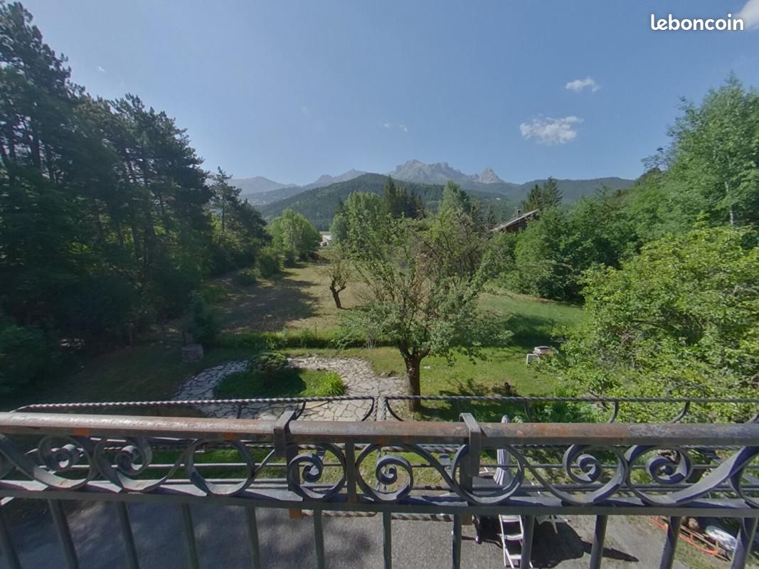 Appartement 7 pièces 170 m² · à Barcelonnette · 170 m² · 288 700 €