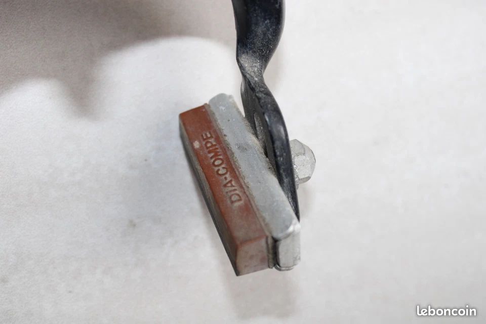 Paire D'étriers Vintage En Fonte, Déco Rustique, Pour Selle Latérale, Anciens