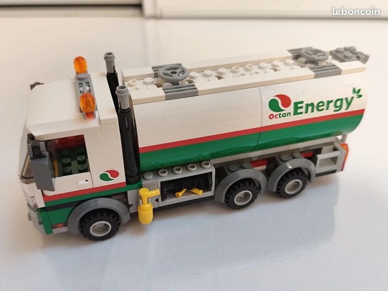 LEGO 60016 Tanker Truck (Camion-citerne) - City Octan - Camion de carburant (image 4)