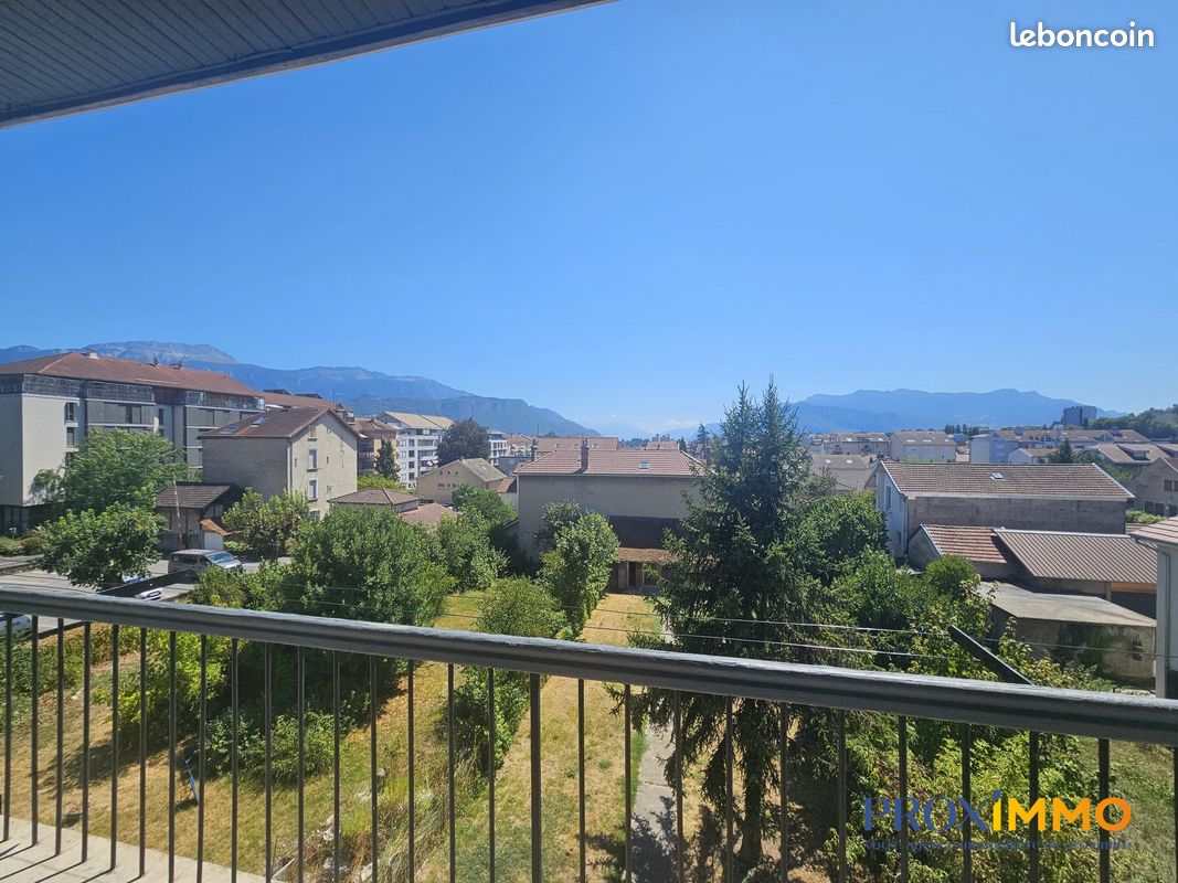 Appartement 3 pièces 68 m² · à Voiron · 68 m² · 770 €/mois