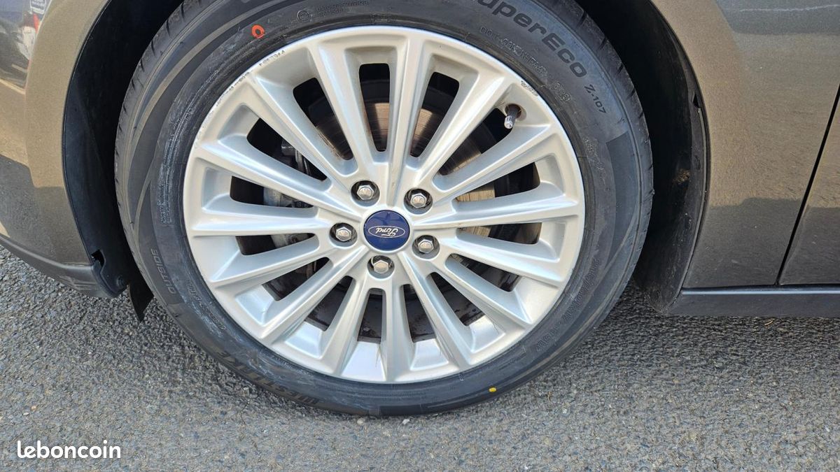 Ford Focus 1.0 EcoBoost 125 S&S Titanium (image 21)