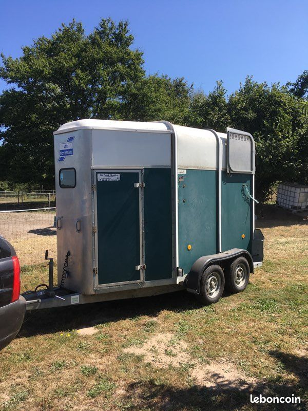 Van places plancher alu Équipement auto