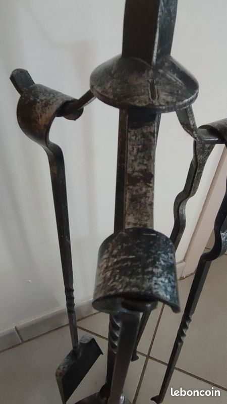 Ancien Serviteur De Cheminée En Fer Forgé - Lot De 4 Accessoires