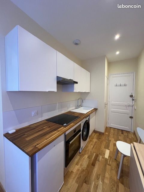 Appartement 1 pièce 21 m² · à Toulon · 21 m² · 625 €