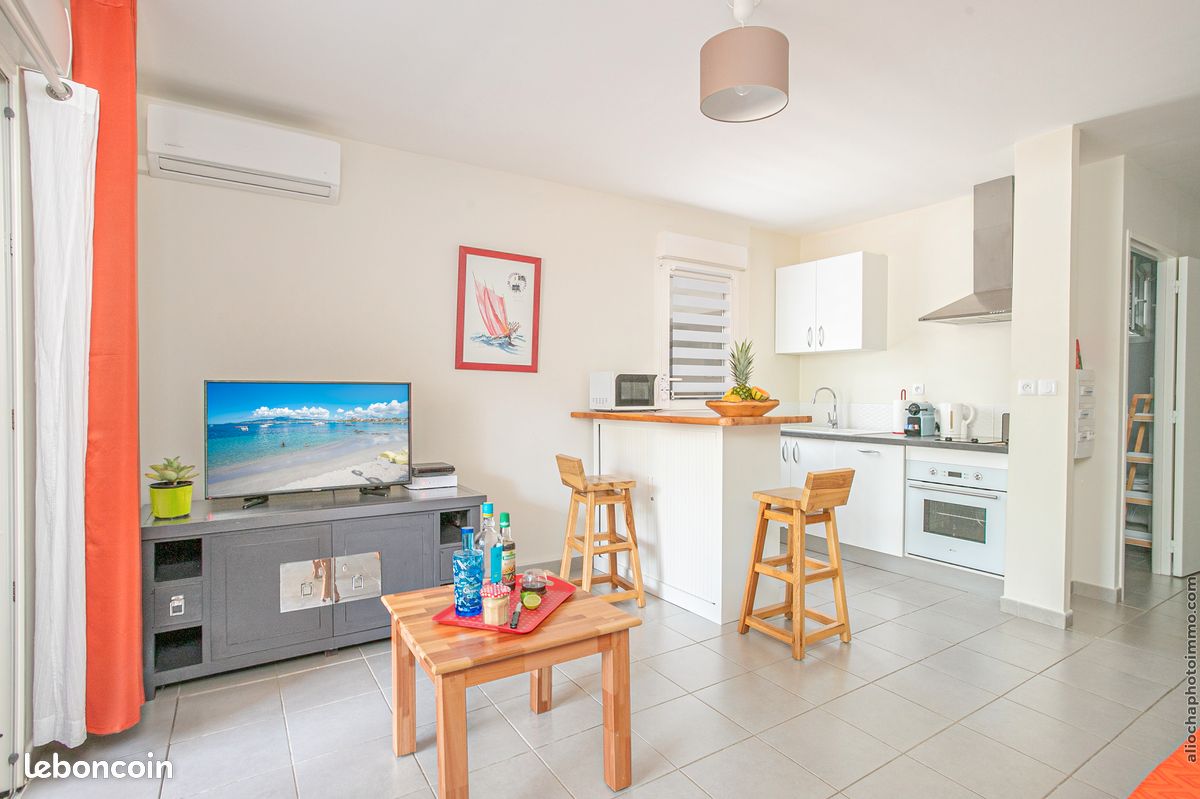 Appartement 1 pièce 27 m² · à Les Trois-Îlets · 27 m² · 980 €
