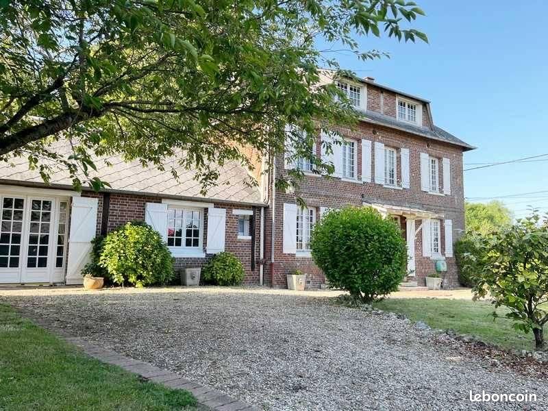 Maison 10 pièces 205 m² · à Lyons-la-Forêt · 205 m² · 294 000 €