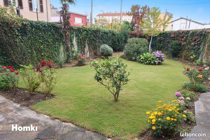 Maison de ville 6 pièces 220 m² — 6