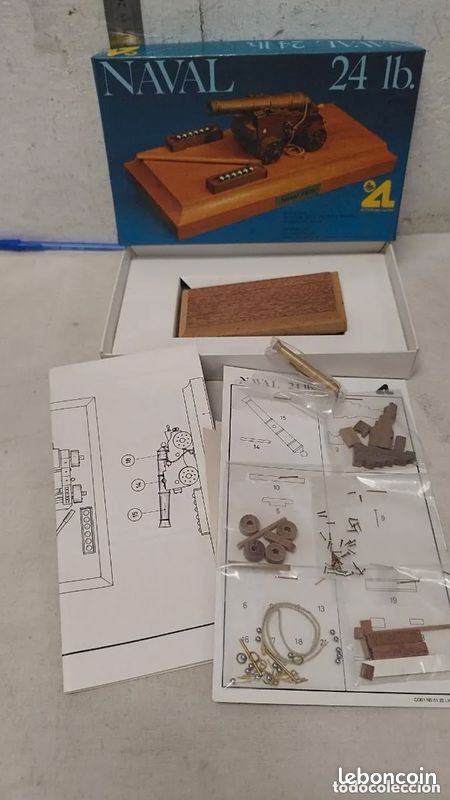 Maquette naval (image 1)